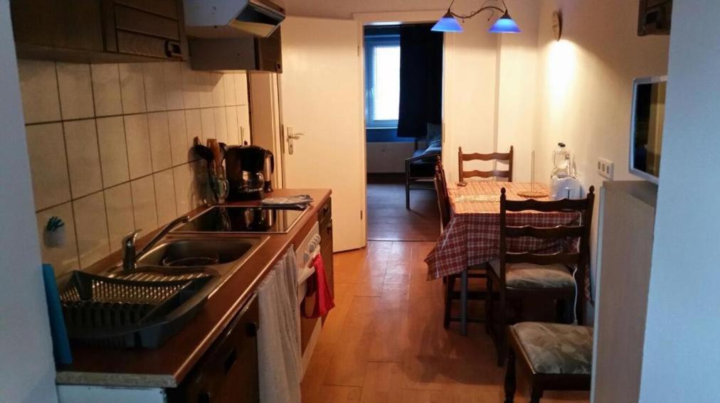 Worker-Flat Lägenhet Gelsenkirchen Exteriör bild